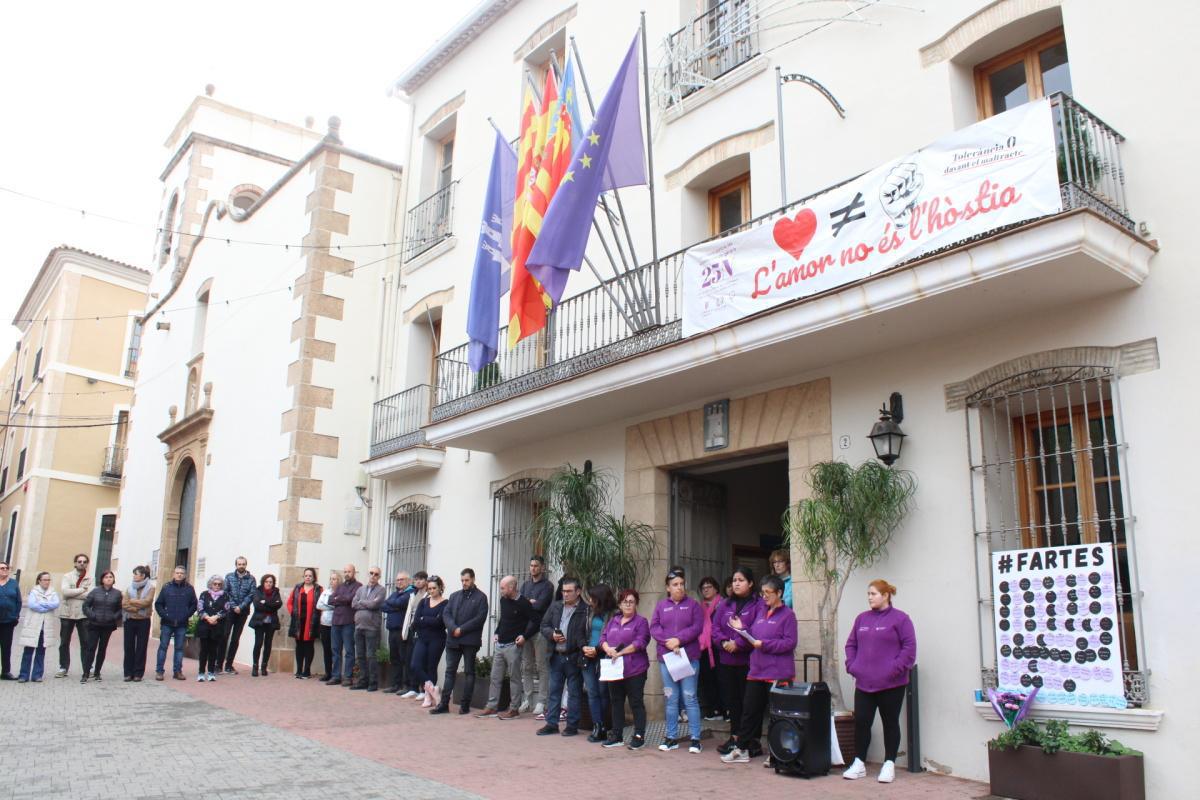 25N en Ondara: "L'amor no és l'hòstia" 25N en Ondara: "L'amor no és l'hòstia"