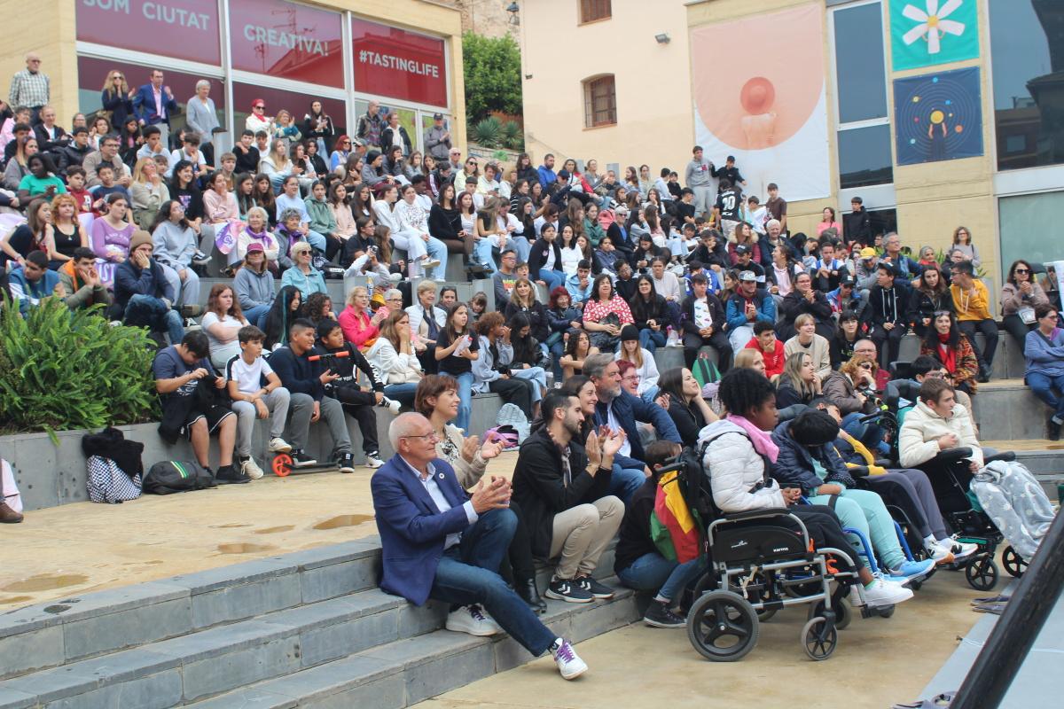 Dénia "Rompe el pacto" en un 25N con los niños como protagonistas Dénia "Rompe el pacto" en un 25N con los niños como protagonistas