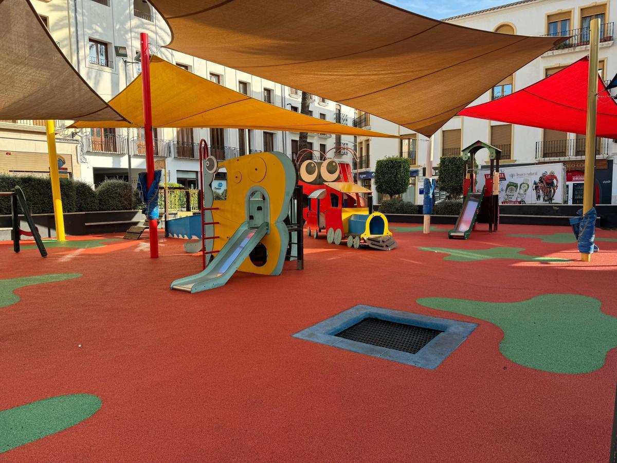Benissa abre el parque infantil del Paseo Joaquín Piera y Marina Torres Benissa abre el parque infantil del Paseo Joaquín Piera y Marina Torres