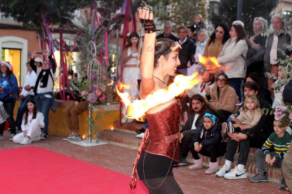 La Nit de la Llum se convierte en una de las noches más mágicas de Dénia La Nit de la Llum se convierte en una de las noches más mágicas de Dénia