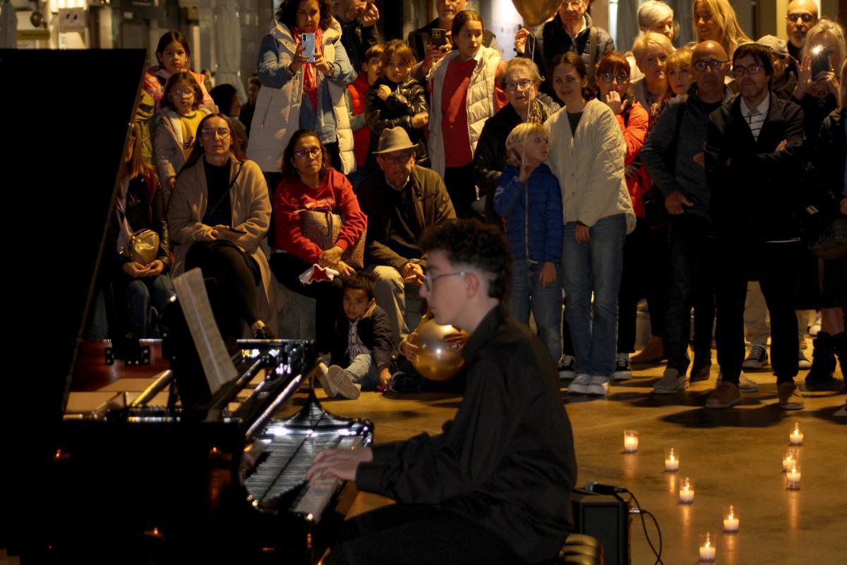 La Nit de la Llum se convierte en una de las noches más mágicas de Dénia La Nit de la Llum se convierte en una de las noches más mágicas de Dénia