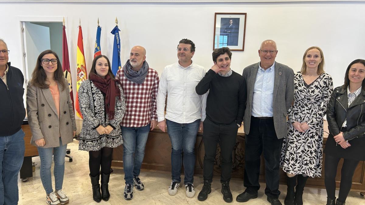 Óscar Lasarte, nóminado a los Goya, ha sido recibido en el Ayuntamiento de Dénia Óscar Lasarte, nóminado a los Goya, ha sido recibido en el Ayuntamiento de Dénia