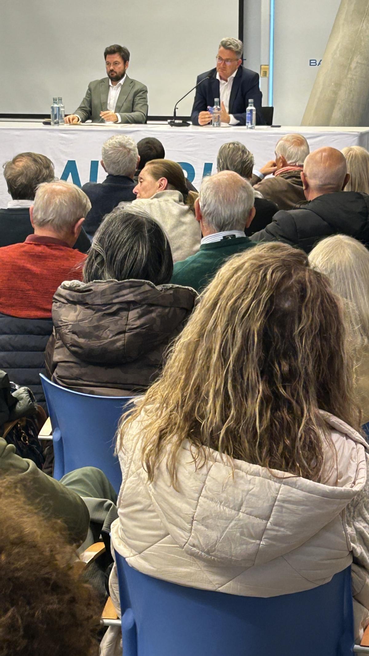 El Consell demandará al Gobierno ante los deslindes de la costa de Dénia El Consell demandará al Gobierno ante los deslindes de la costa de Dénia