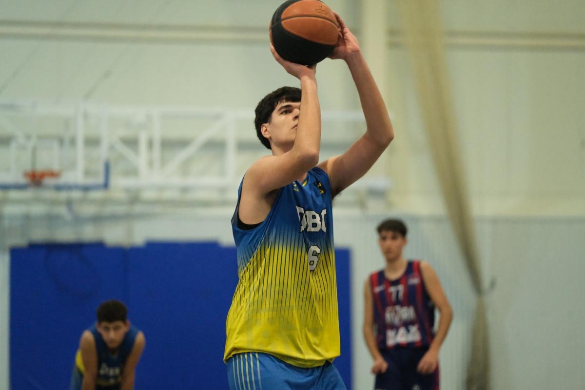 Victorias para los equipos de básquet júnior y derrota para los sénior Victorias para los equipos de básquet júnior y derrota para los sénior