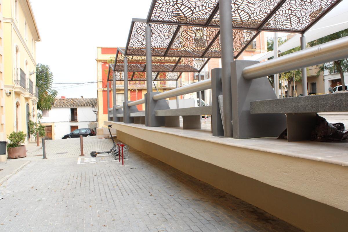 Concluyen las obras de la plaza Mayor de Ondara Concluyen las obras de la plaza Mayor de Ondara