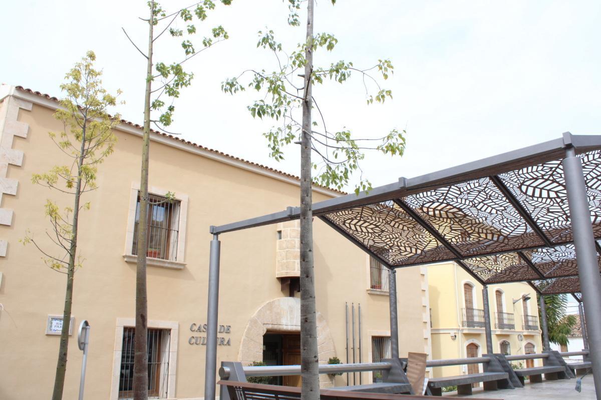 Concluyen las obras de la plaza Mayor de Ondara Concluyen las obras de la plaza Mayor de Ondara