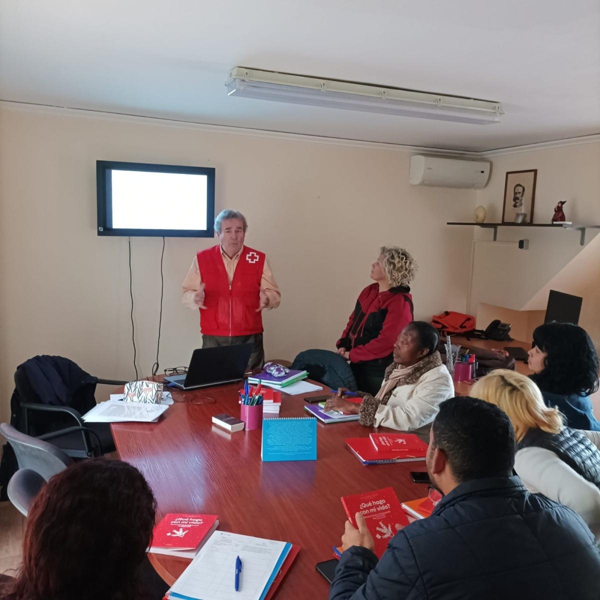 Cruz Roja ofrece cursos para migrantes en Dénia y Ondara
