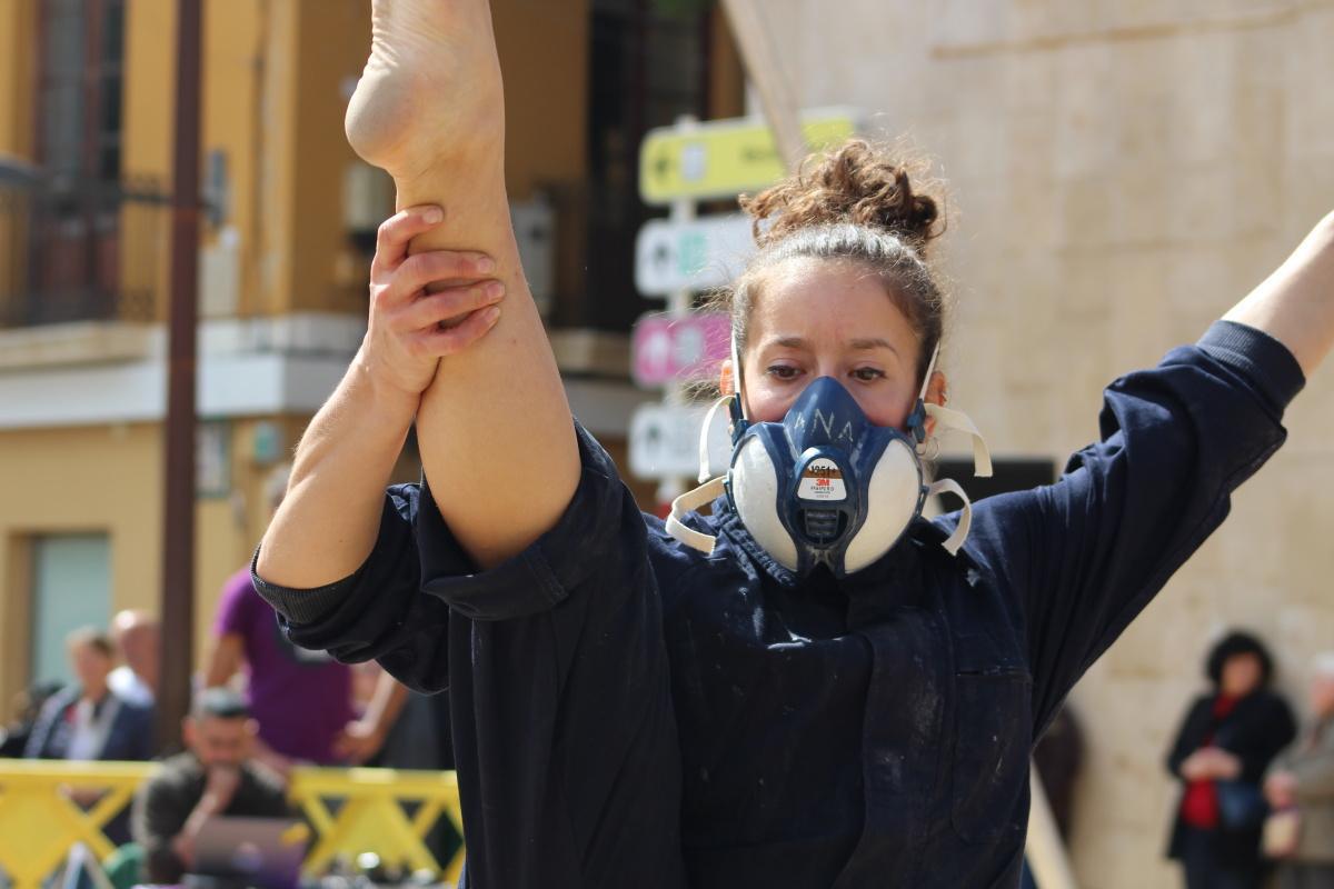 Tributo a la mujer limpiadora en un 8M cargado de simbolismo en Dénia Tributo a la mujer limpiadora en un 8M cargado de simbolismo en Dénia