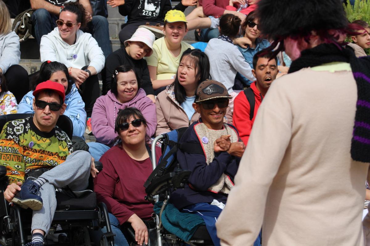 Tributo a la mujer limpiadora en un 8M cargado de simbolismo en Dénia Tributo a la mujer limpiadora en un 8M cargado de simbolismo en Dénia