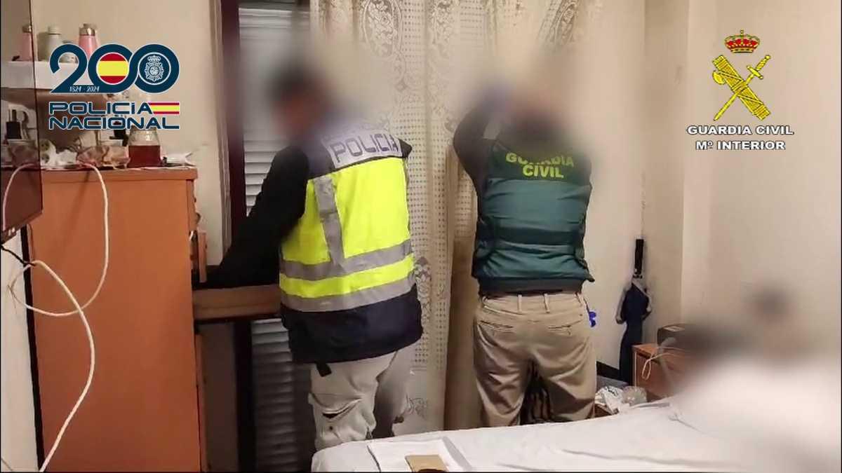 Desarticulado un grupo criminal especializado en robos en farmacias y bancos con detenciones en Dénia