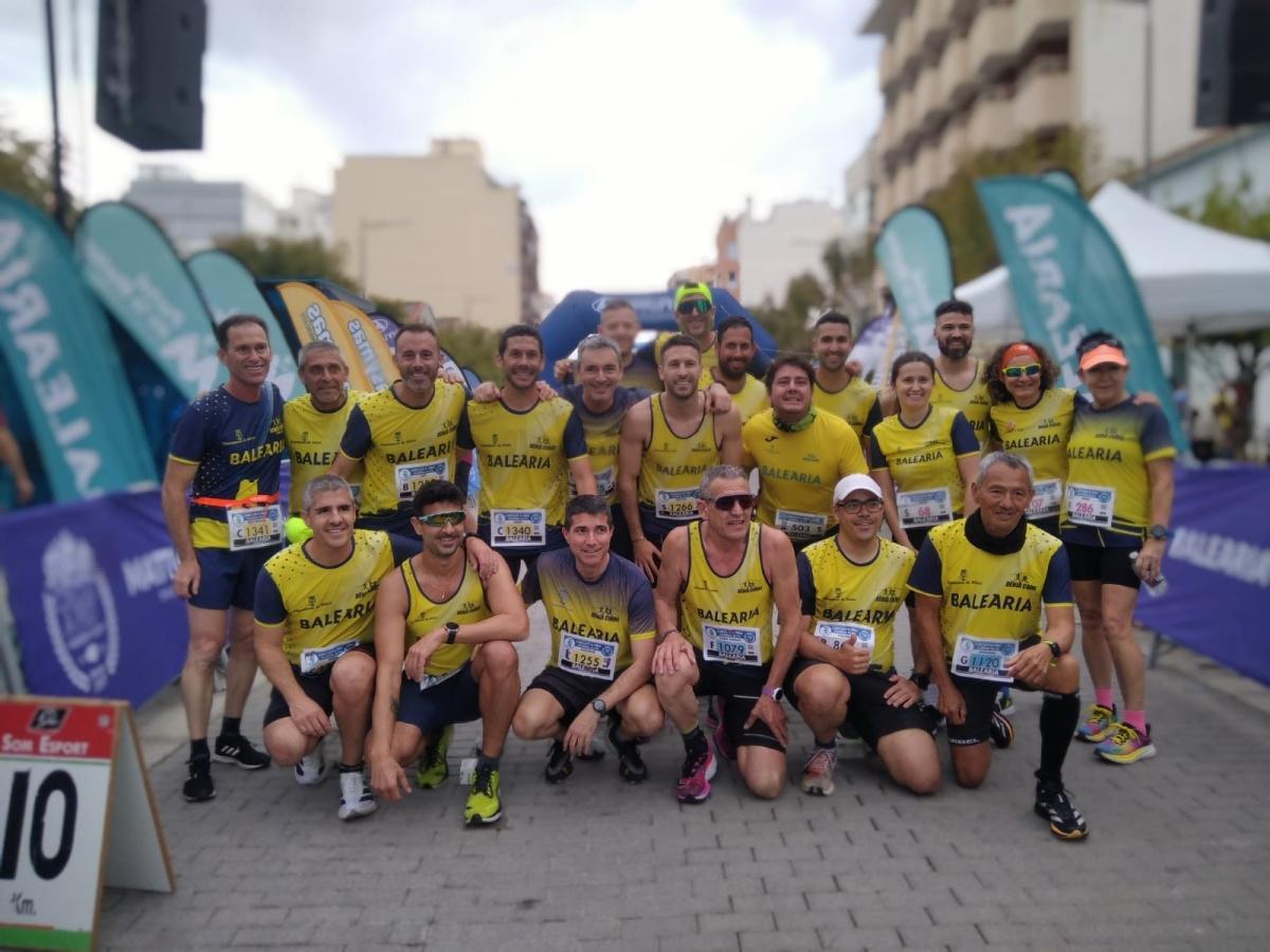 Más de 1.500 corredores se dan cita en la Volta a Peu de Dénia Más de 1.500 corredores se dan cita en la Volta a Peu de Dénia