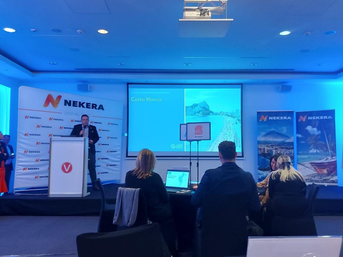 Calp promociona su oferta turística en Polonia, un mercado emergente 