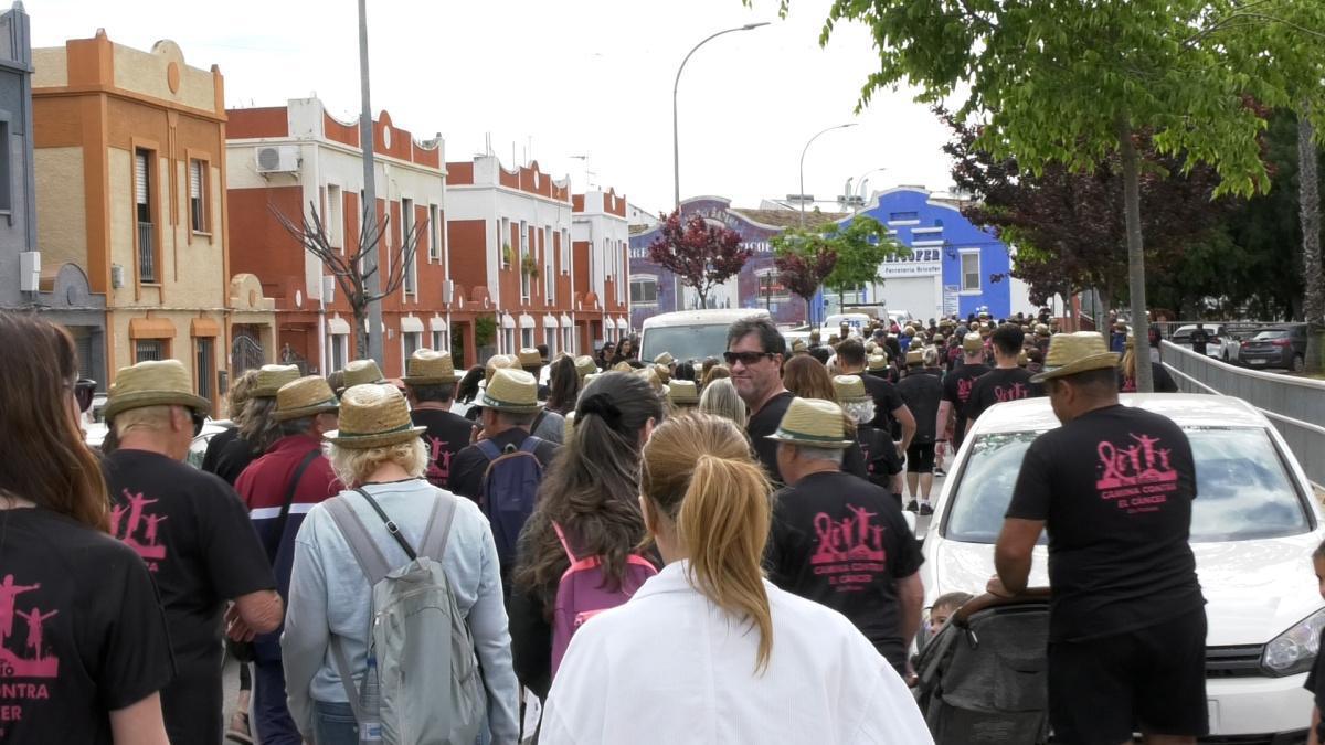 Els Poblets camina amb força en la 8ª Camina contra el càncer