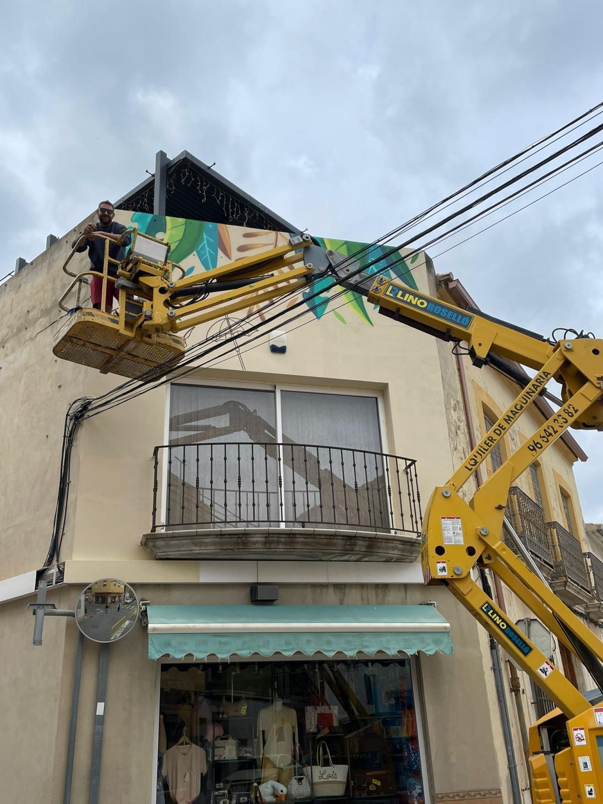 Safari Art envolverá los comercios del Verger de coloridas propuestas Safari Art envolverá los comercios del Verger de coloridas propuestas