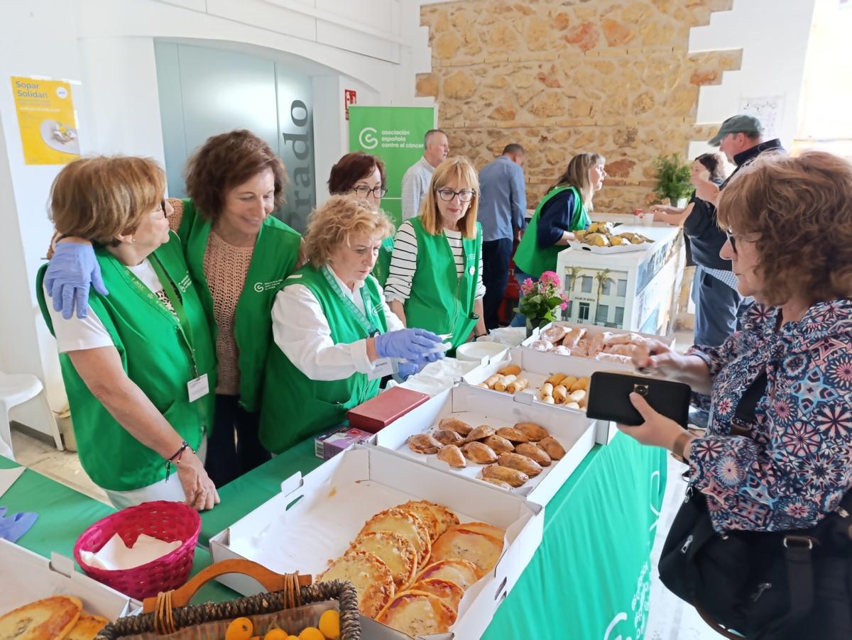 La Fira del Llibre d'Ondara rep la visita de Dani Miquel