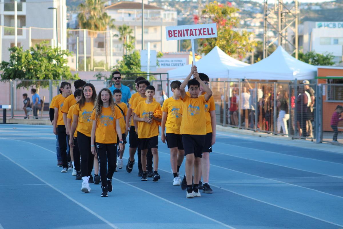 Multitudinària inauguració del Minijocs a la capital comarcal