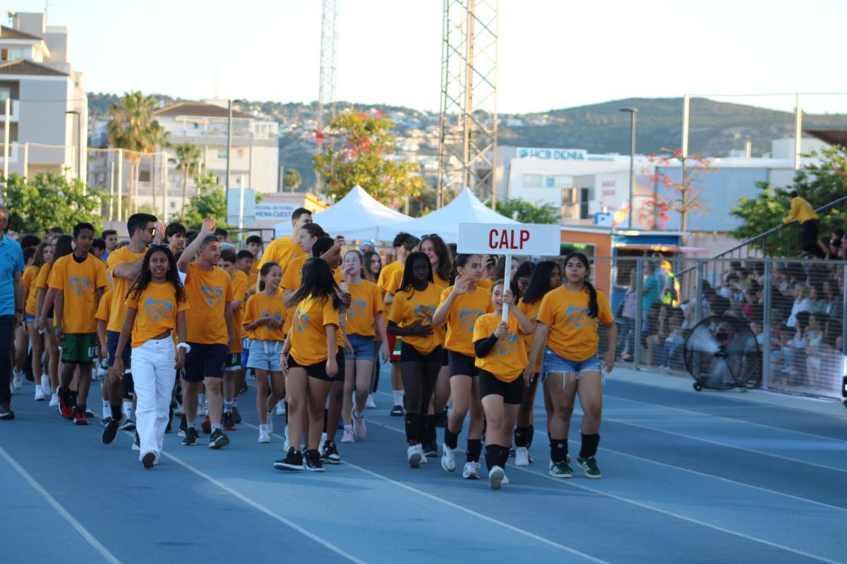 Multitudinària inauguració del Minijocs a la capital comarcal