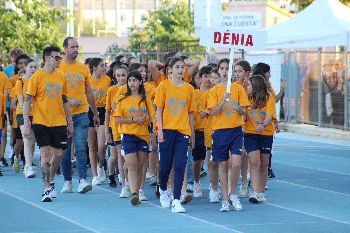 Multitudinària inauguració del Minijocs a la capital comarcal