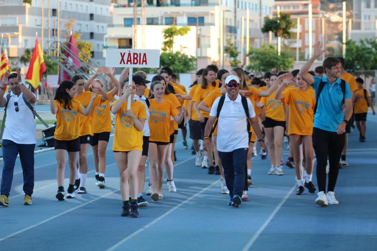 Multitudinària inauguració del Minijocs a la capital comarcal