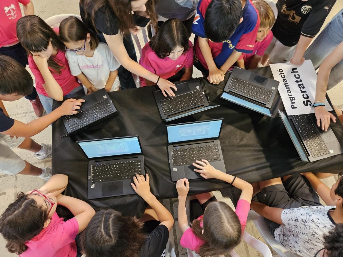 Ondara acull la Trobada de Robòtica amb èxit Ondara acull la Trobada de Robòtica amb èxit