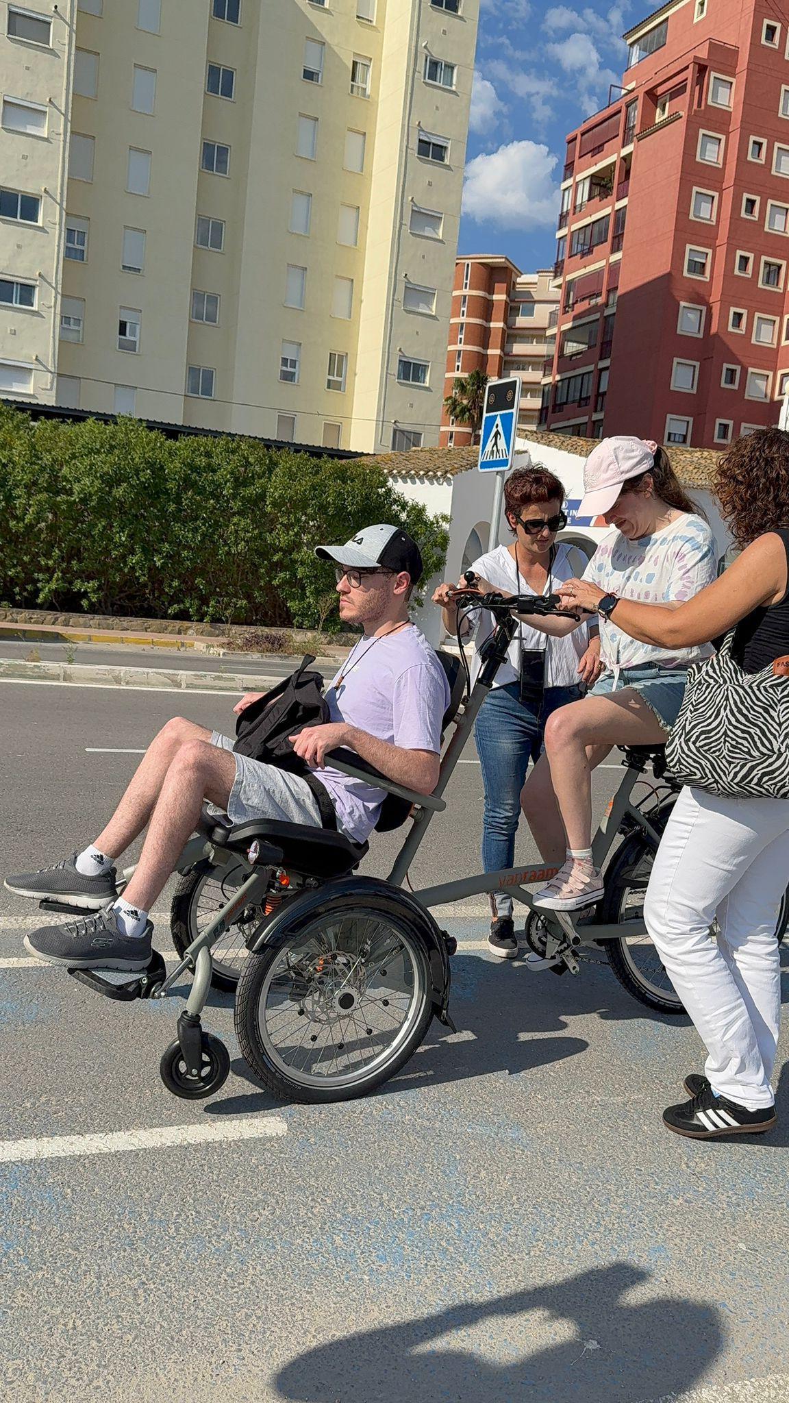 Calp persigue convertirse en un destino turístico inclusivo