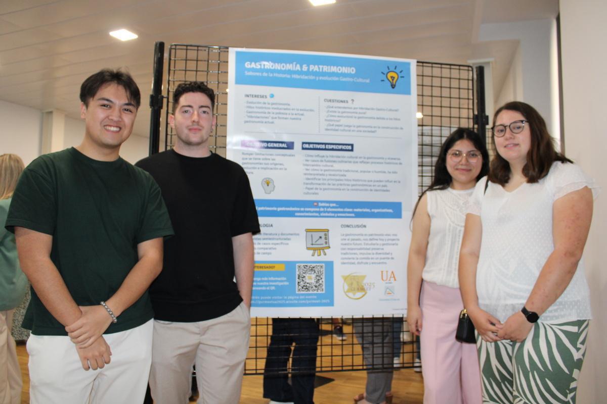 Estudiants de Gastronomia presenten els seus treballs d'investigació