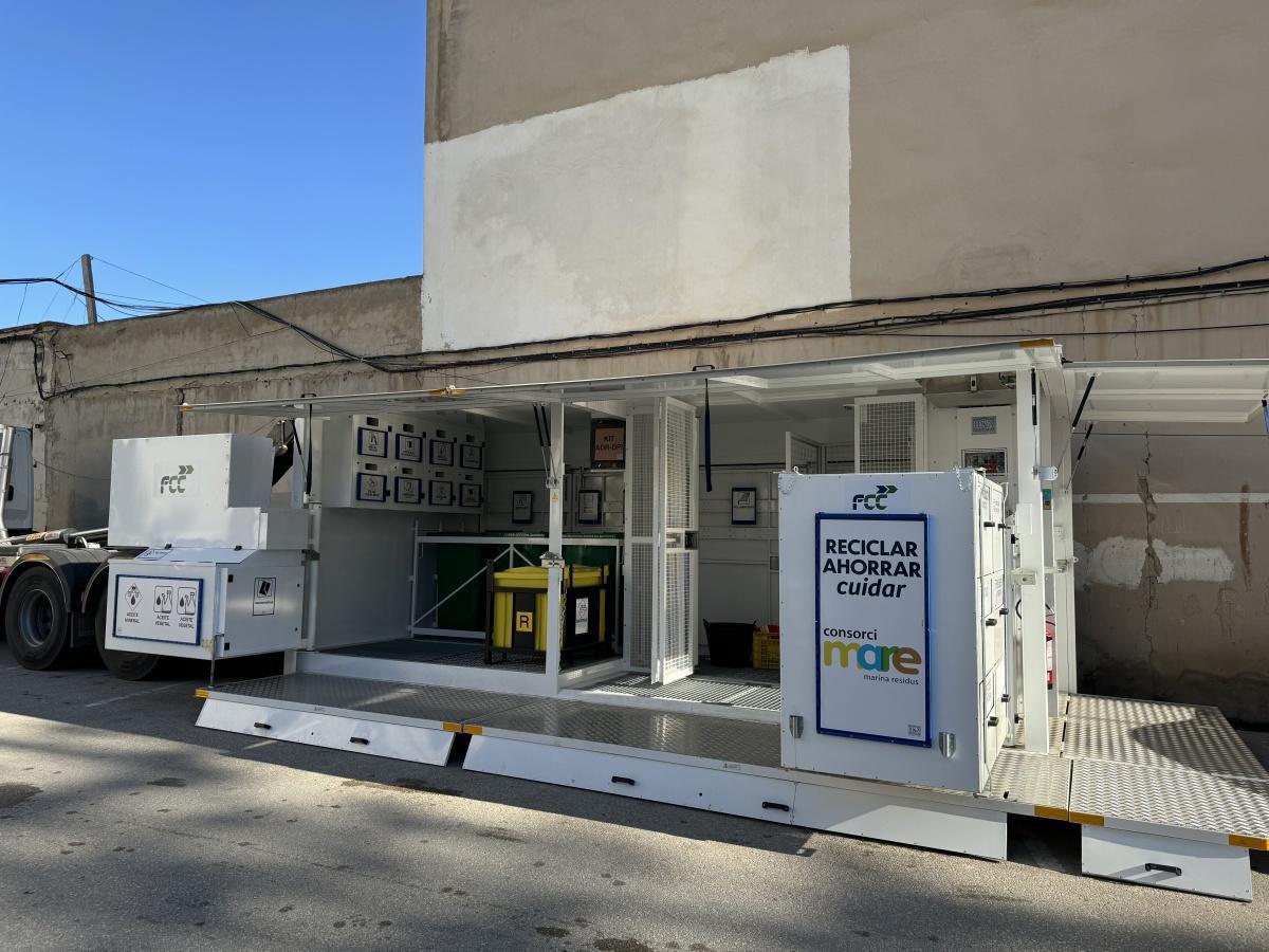 El ecoparque llega a la costa de Benissa para facilitar el reciclaje