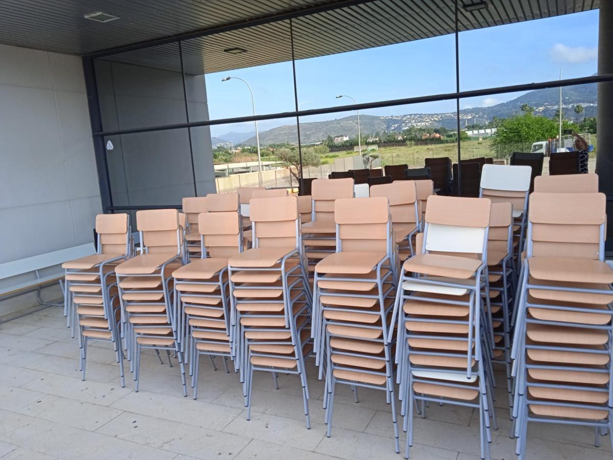 Los estudiantes se preparan para los exámenes de acceso a la Universidad Los estudiantes se preparan para los exámenes de acceso a la Universidad