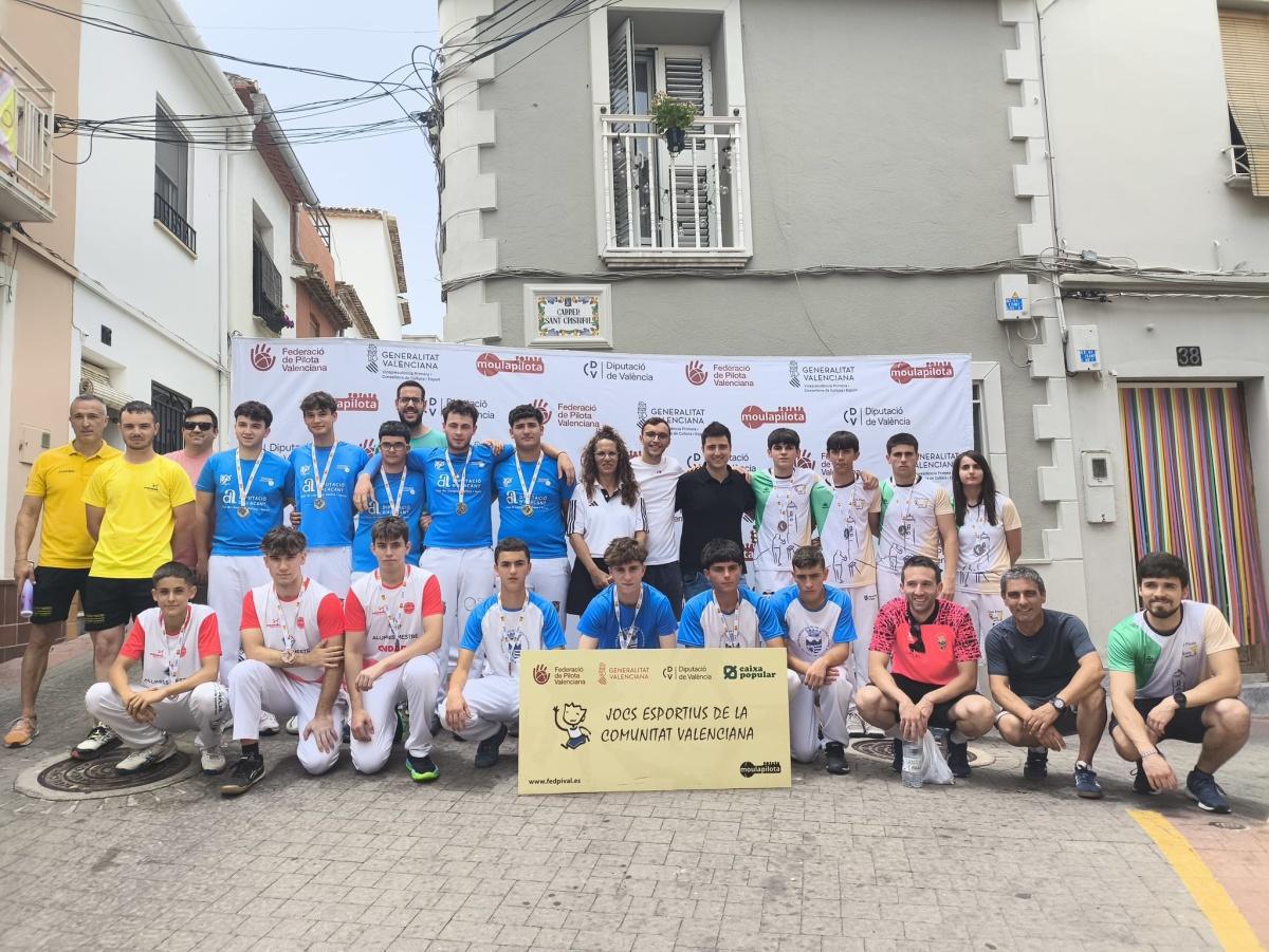 Dos ors, una plata i un broze per a l'Escola de Pilota d'Ondara en l'Autonòmica de Llargues