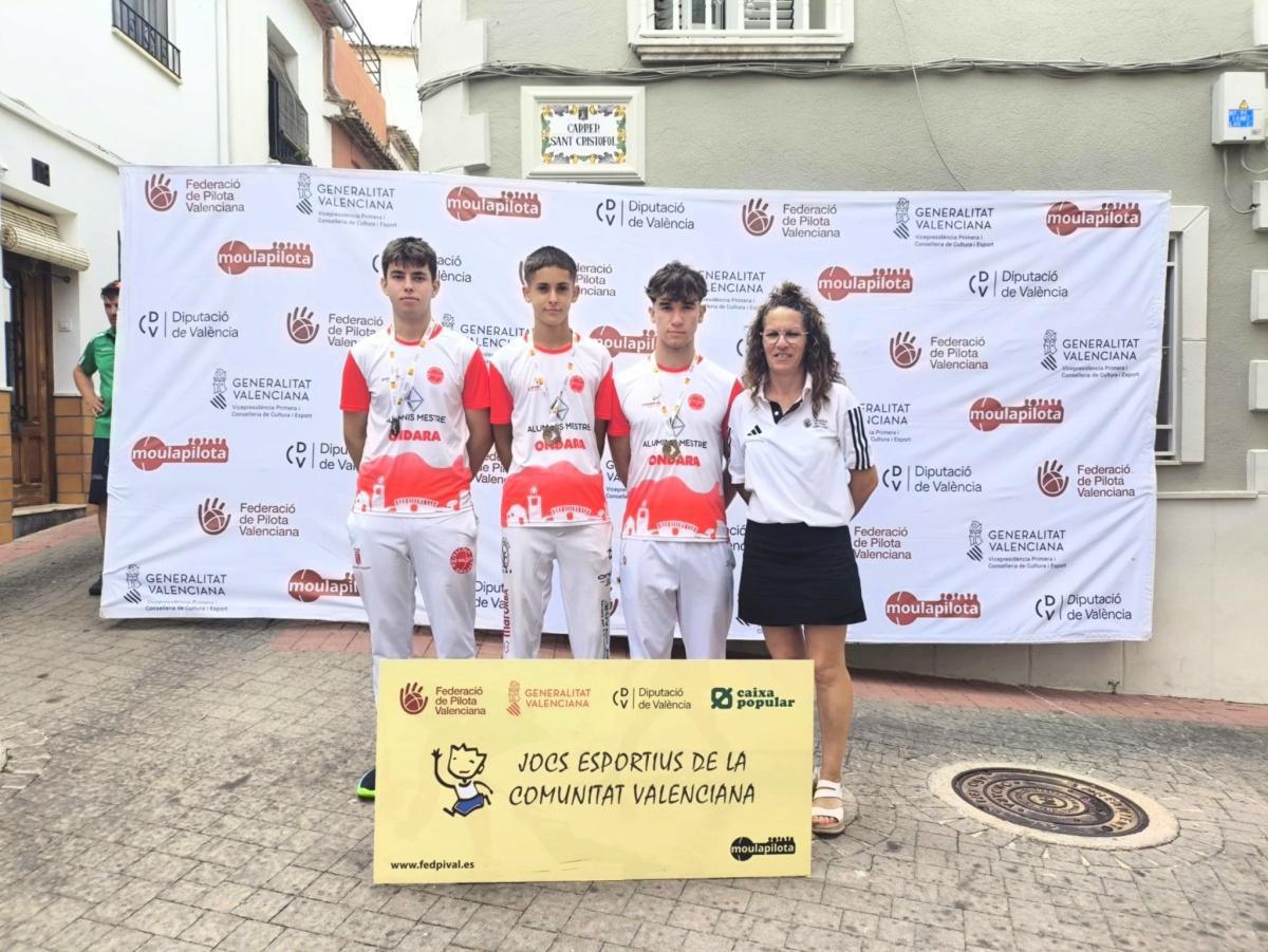 Dos ors, una plata i un broze per a l'Escola de Pilota d'Ondara en l'Autonòmica de Llargues
