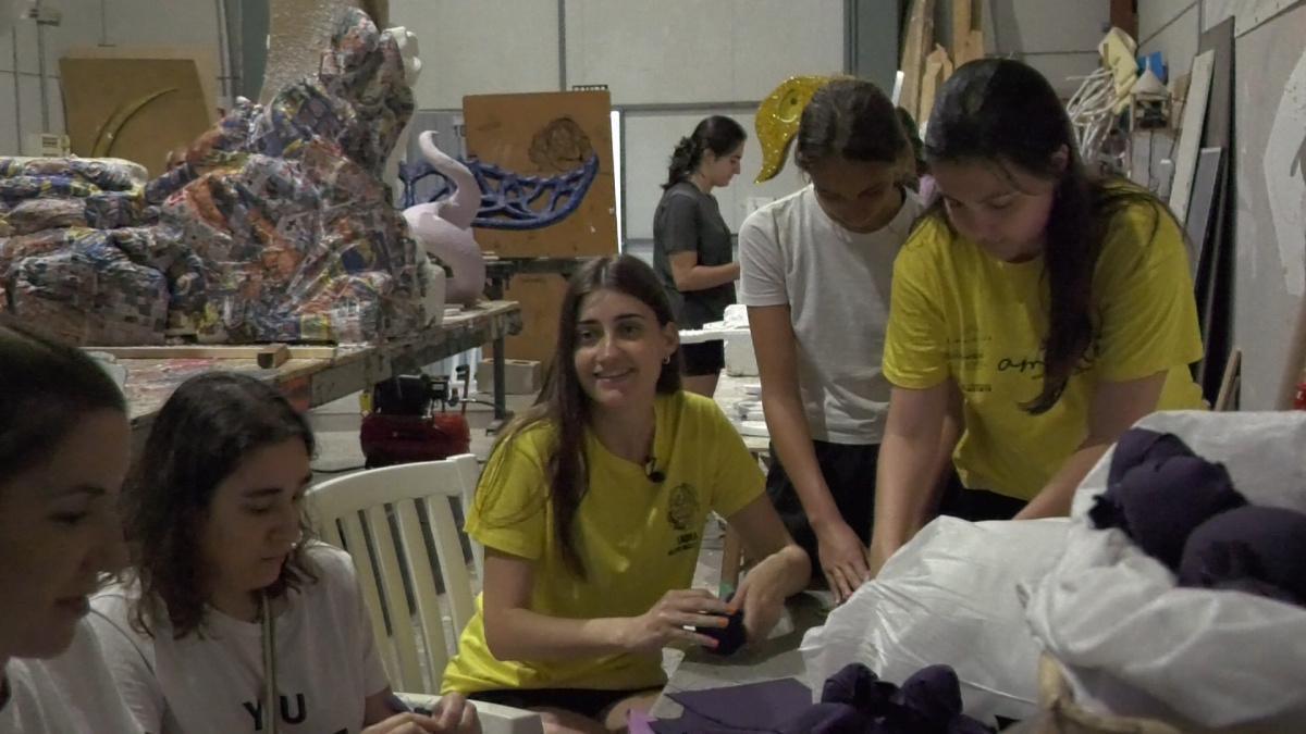 Preparatius de les Carrosses a Dénia: tradició i esforç