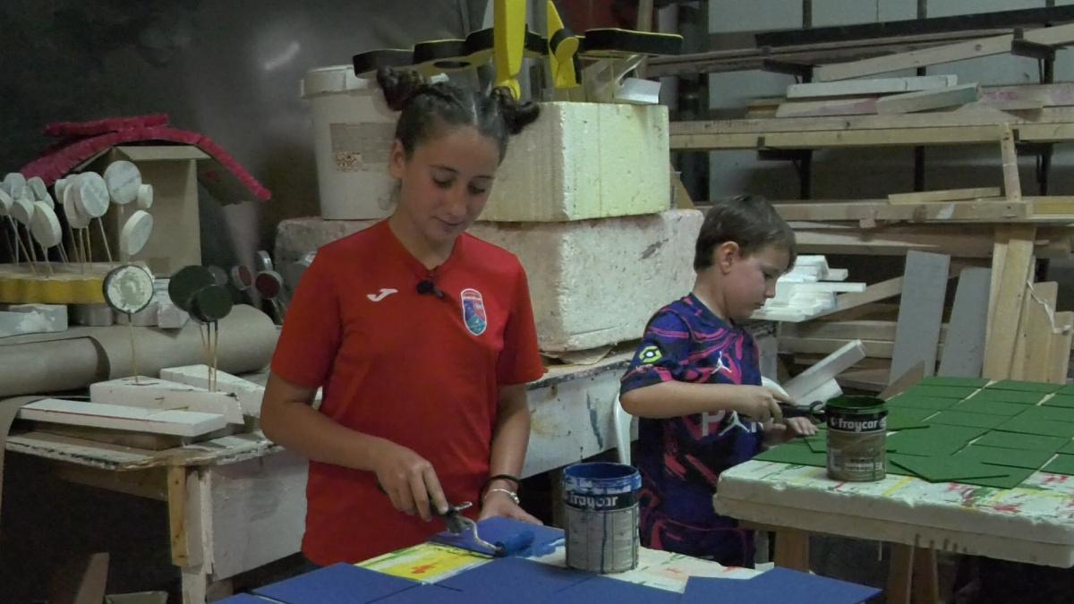 Preparatius de les Carrosses a Dénia: tradició i esforç