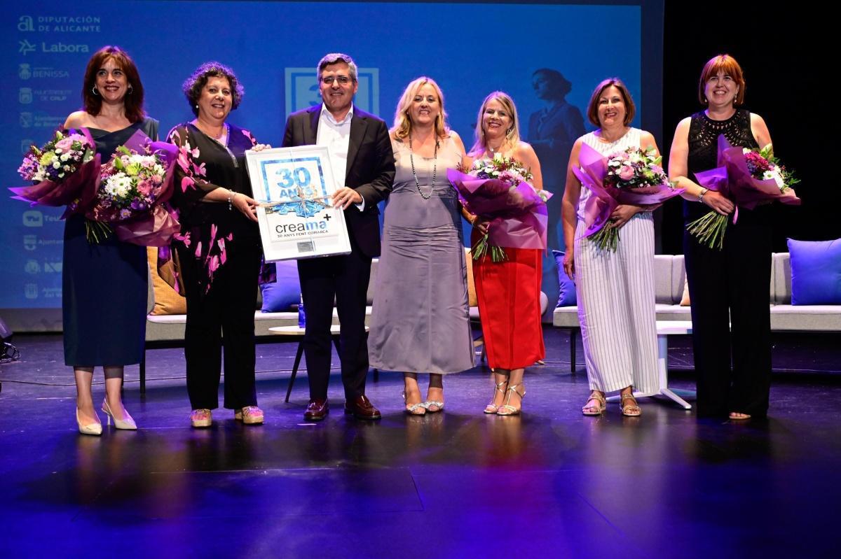 Calp concede a CREAMA el Premio Jaume Pastor i Fluixà-9 d’Octubre Calp concede a CREAMA el Premio Jaume Pastor i Fluixà-9 d’Octubre