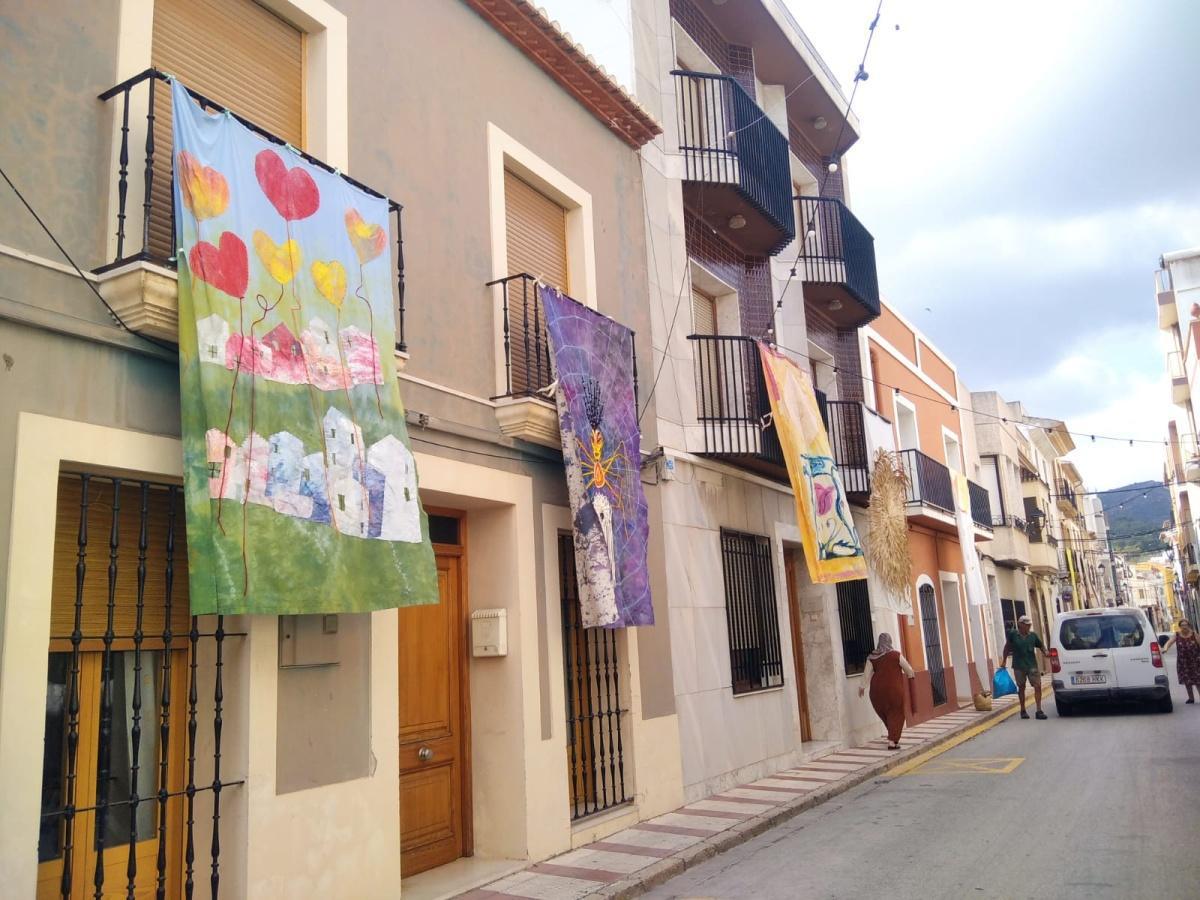 Art al Vent conquista a los amantes callejeros de Gata de Gorgos