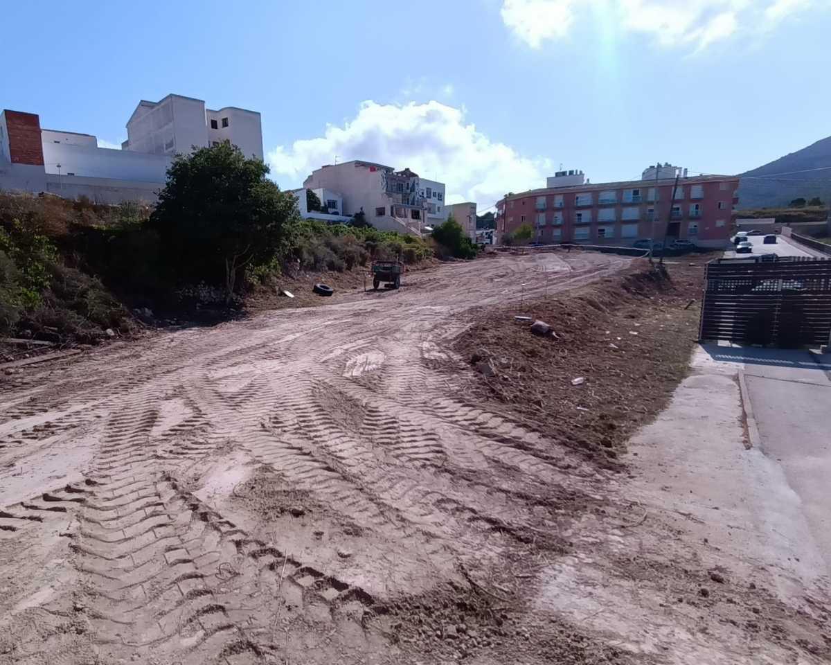 Benitatxell habilita dos nuevos parkings para fiestas
