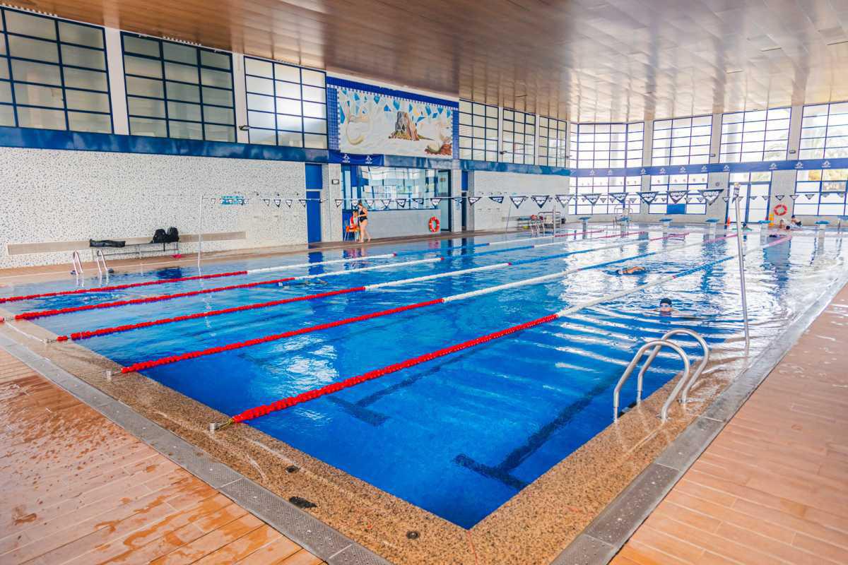 Calp cerrará la piscina municipal en agosto para realizar mejoras técnicas y de eficiencia energética