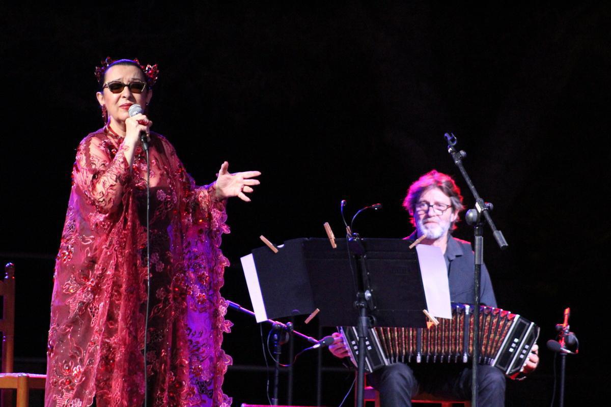 Música al Castell conquista Dénia amb èxit de públic i emocions sota la pluja