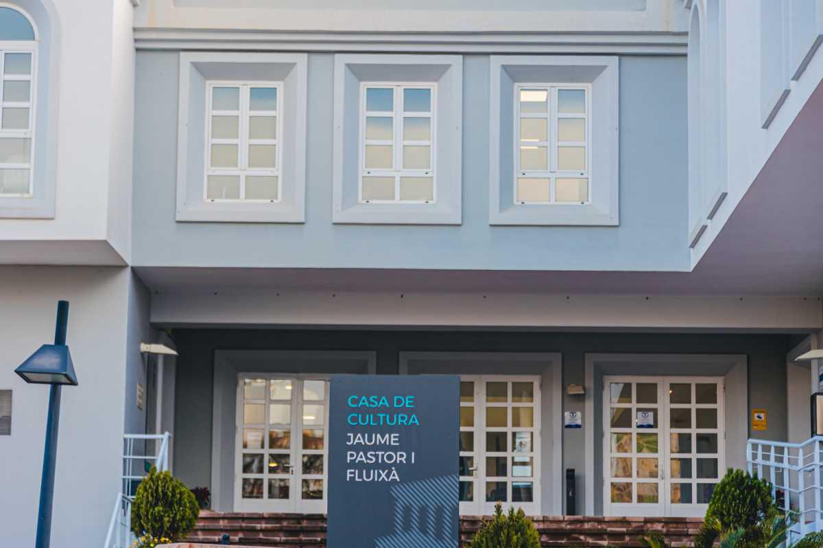 Calp destina 100.000€ para subvencionar la formación cultural y artística Calp destina 100.000€ para subvencionar la formación cultural y artística