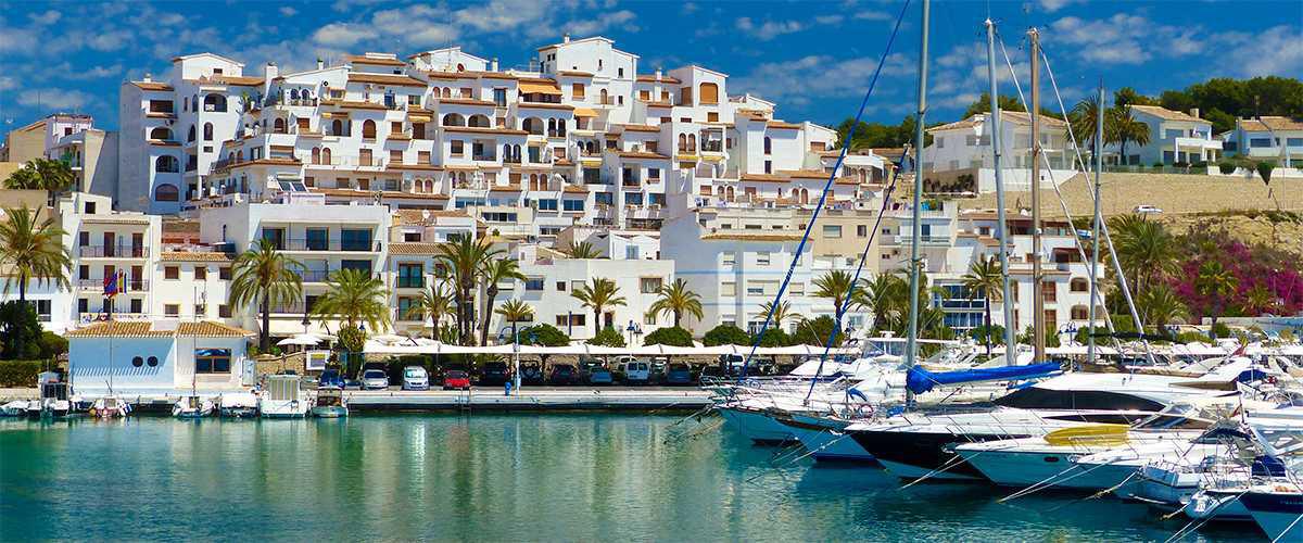 Moraira, el pequeño tesoro del Mediterráneo que enamora a los viajeros este verano