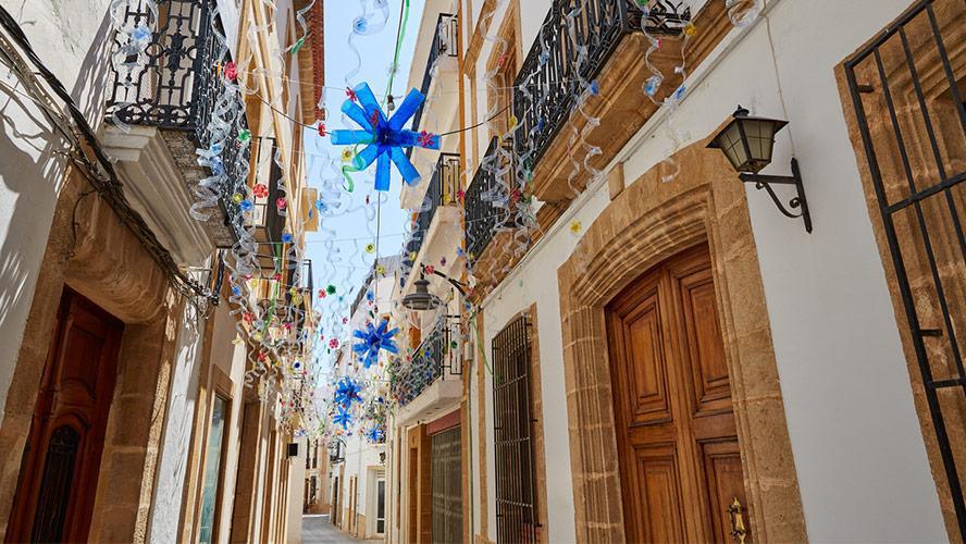 Xàbia, un fascinante viaje entre calas secretas y calles con historia