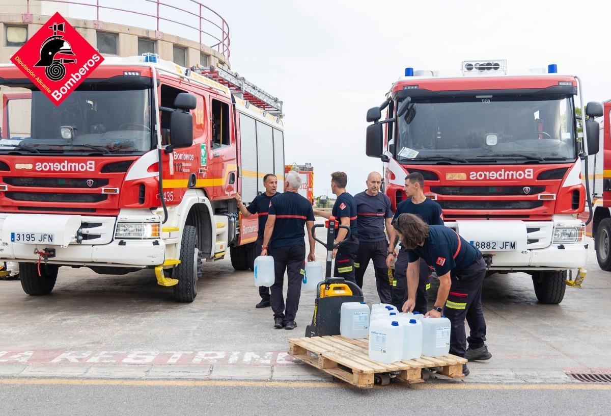 Nuestros bomberos se desplazan a Castilla la Mancha para combatir los incendios Nuestros bomberos se desplazan a Castilla la Mancha para combatir los incendios