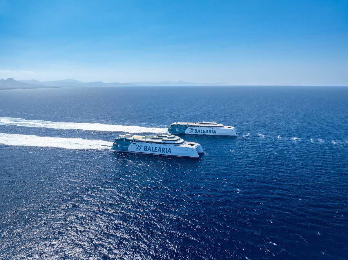 La naviera Armas Trasmediterránea formará parte de Baleària