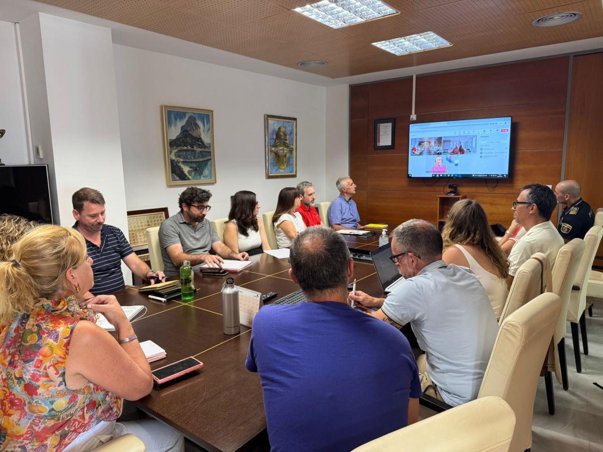 Calp fa els primers passos per a la seua conversió en Destinació Turística Intel·ligent