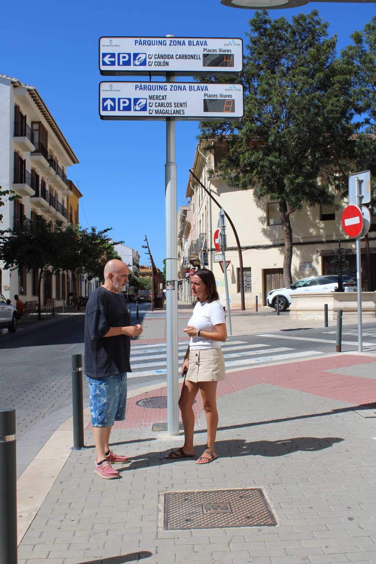 Dénia implanta un sistema d’aparcament intel·ligent per a afavorir l’accés al comerç local