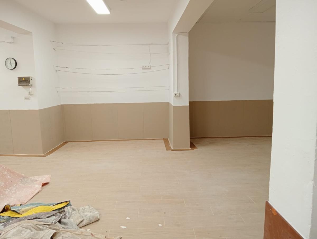 El nou curs comença amb 5.672 alumnes d’infantil, primària i secundària escolaritzats a Dénia El nou curs comença amb 5.672 alumnes d’infantil, primària i secundària escolaritzats a Dénia