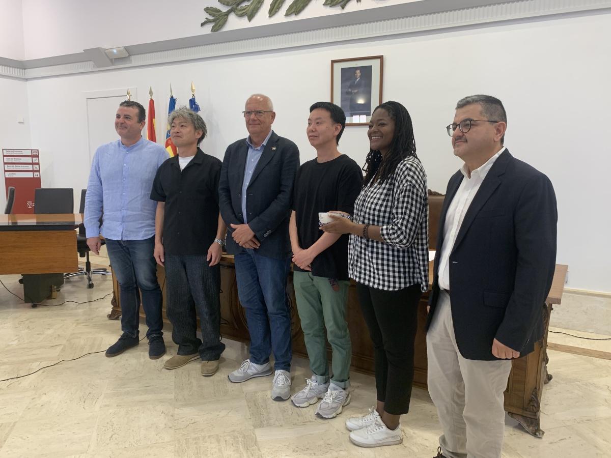 Las ciudades creativas del Dna llegan al Ayuntamiento de Dénia