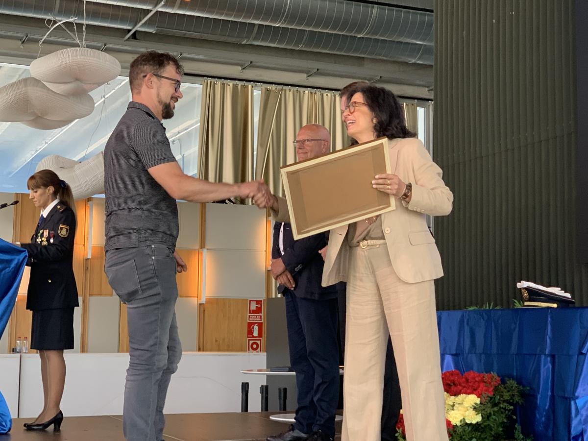 Los Santos Custodios nos recuerdan la labor de la Policía Nacional de Dénia en actos solidarios como el del pequeño Luca