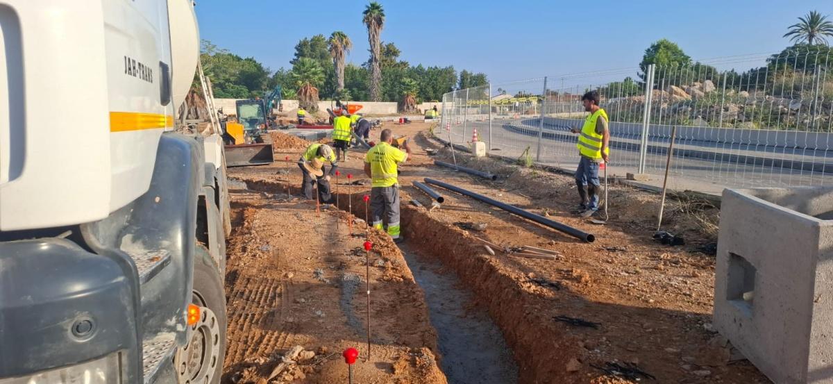 Las calles Diana y Carlos Sentí de Dénia en obras de pavimento y alumbrado