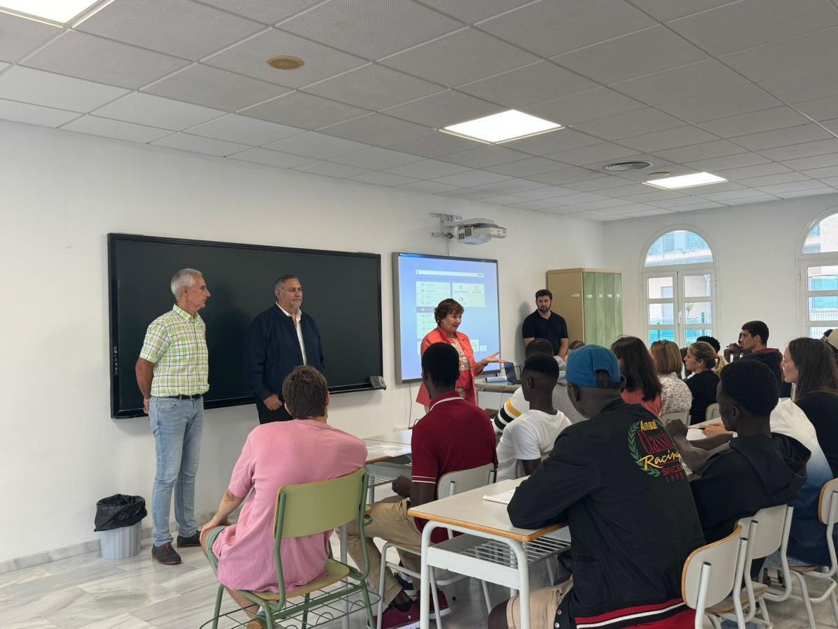 Arranca la Escuela de Acogida para personas migrantes en Calp