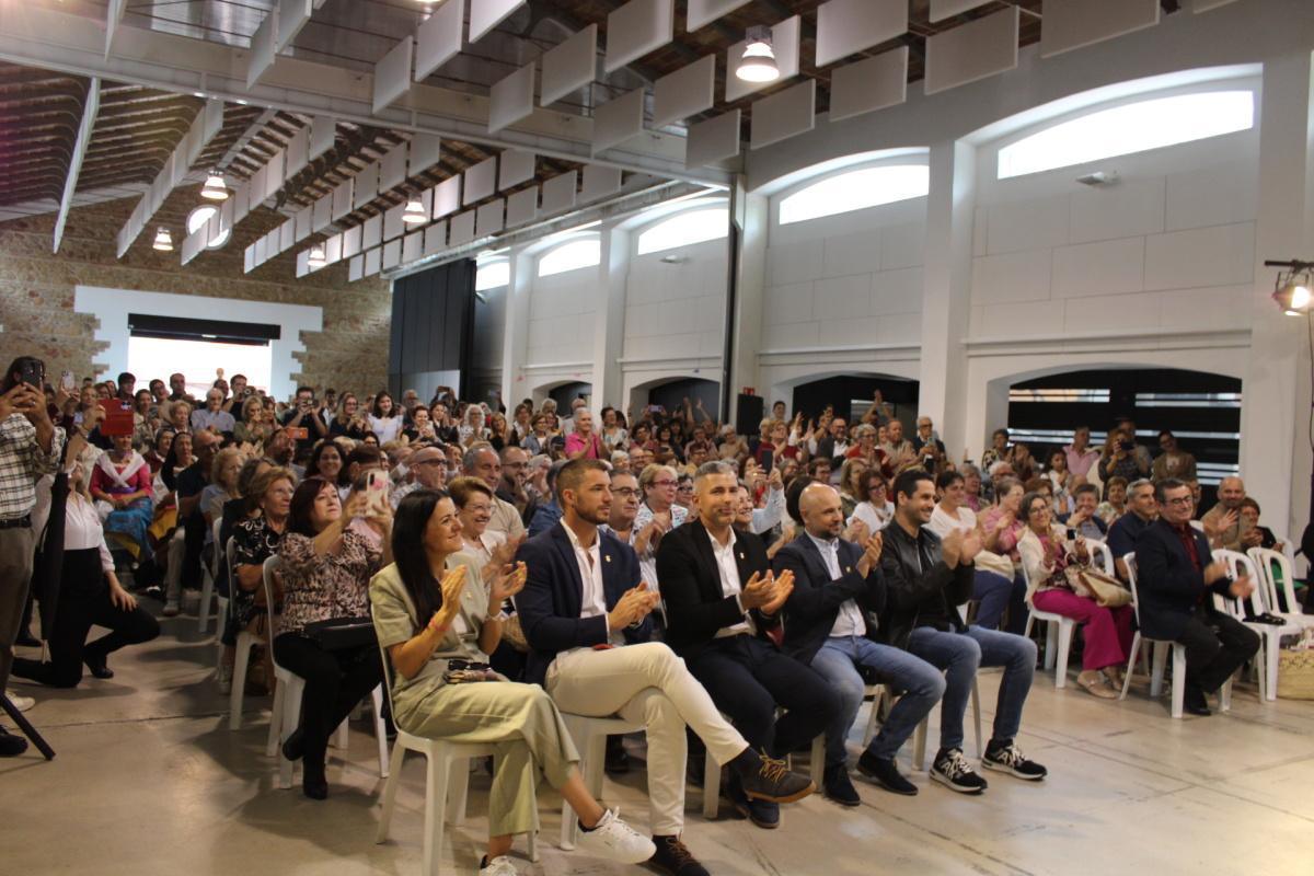 Ondara celebra el 9 d'Octubre reconeixent a veïns del poble